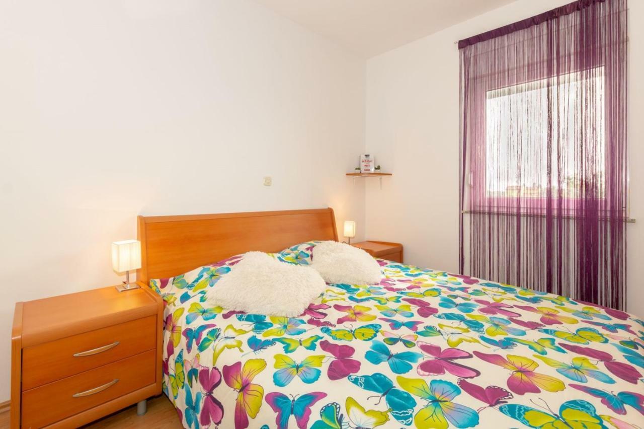 Apartment Keti Fazana Exterior photo