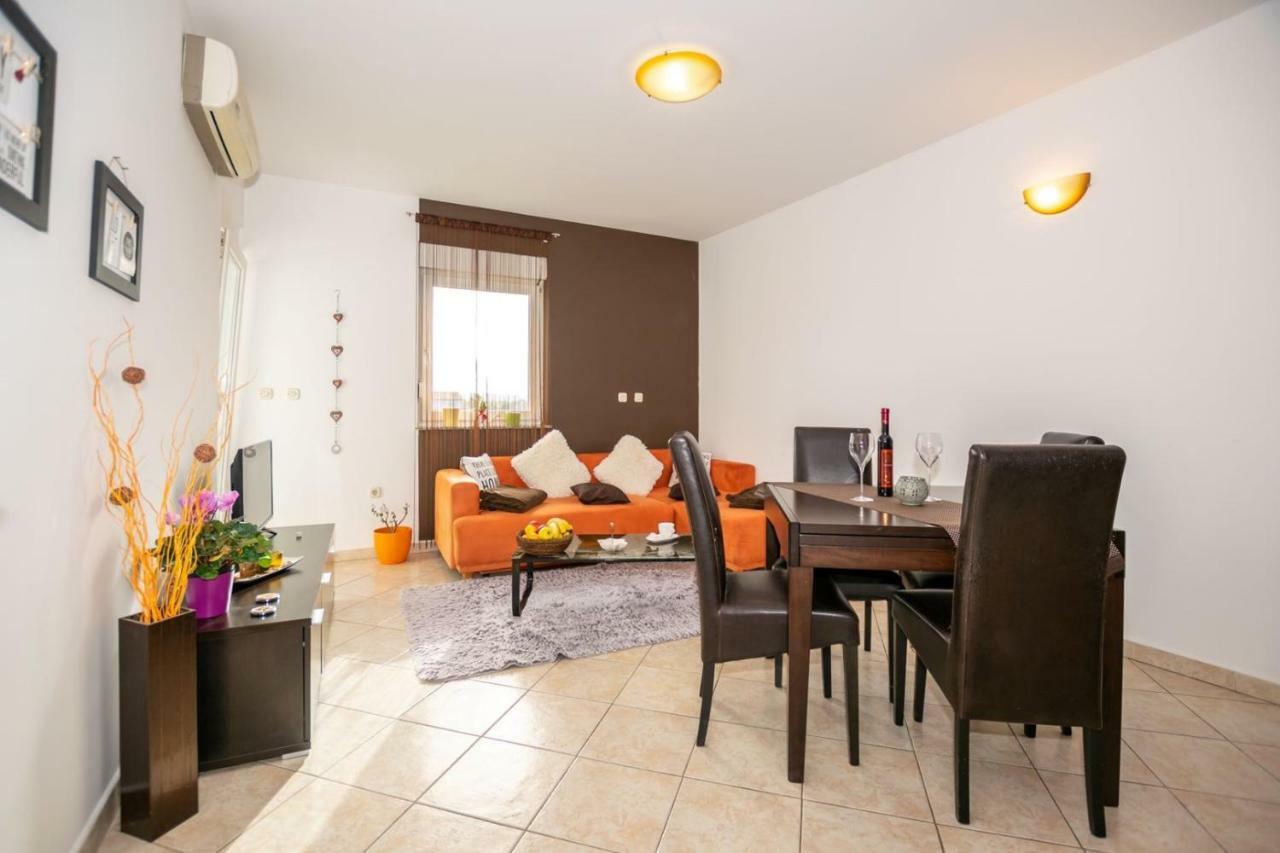 Apartment Keti Fazana Exterior photo