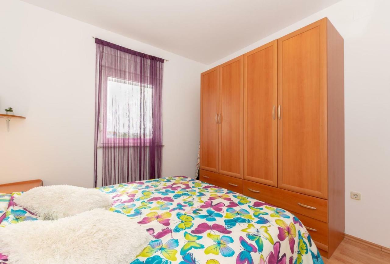 Apartment Keti Fazana Exterior photo